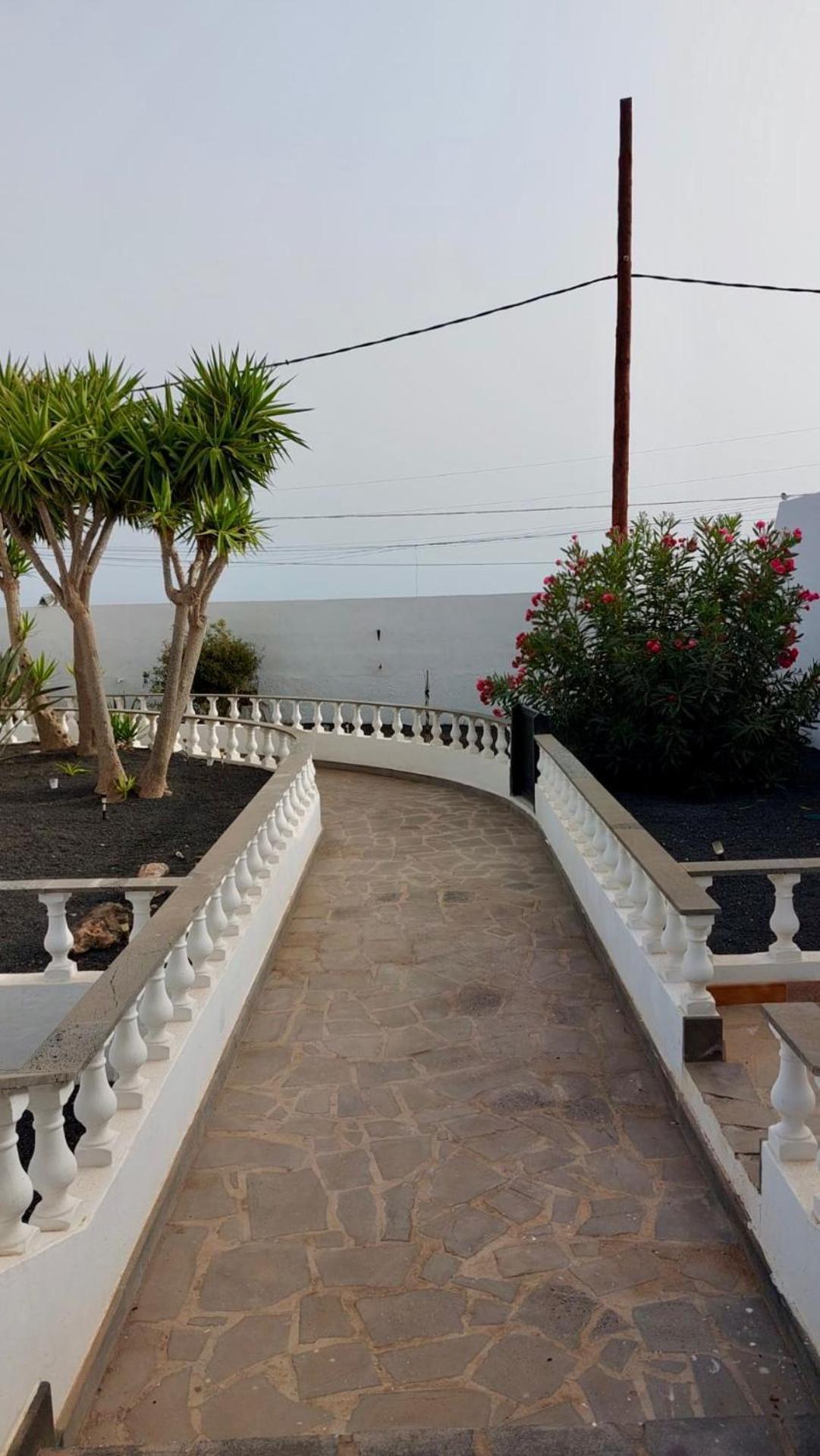Lanzarote Hostel Arrecife  Esterno foto